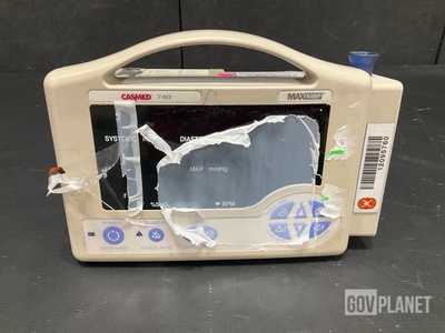 CasMed 740 Patient Vital Signs Monitor