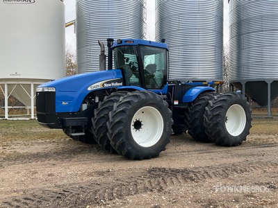 New Holland TJ425 Articulated Tractor