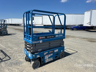2018 Genie GS1930 4x4 Electric Piattaforma aerea verticale