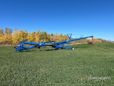 Brandt 1370 HP 13 in x 70 ft Swing Grain Auger