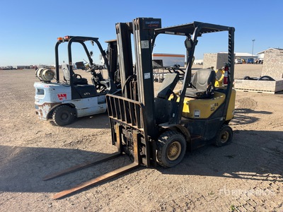 Daewoo G185-2 2950 lb Pneumatic Tire Chariot Élévateur