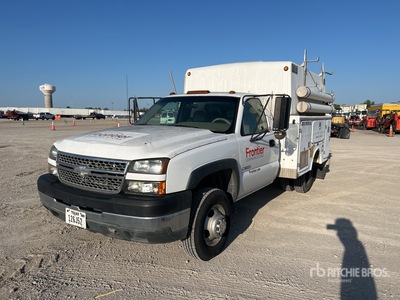 2005 Chevrolet SILVERADO 3500 4x2 Utility Truck