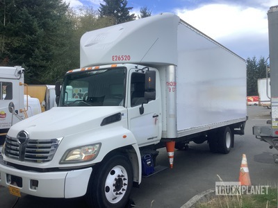 2010 Hino 258 XL 4x2 Van Truck