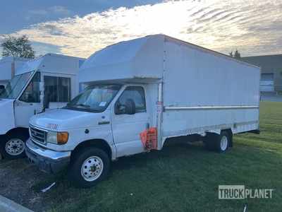 2007 Ford E-350 Van Truck (Inoperable)