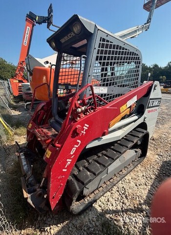 MINI CARGADOR SOBRE ORUGAS 2021 TAKEUCHI TL8R2R