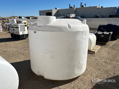 1200 gal Poly Zbiornik (Unused)