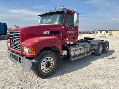 2012 Mack CHU613 6x4 3-Achs Sattelzugmaschine