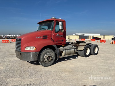 2005 Mack CXN613 6x4 T/A Day Cab Truck Tractor