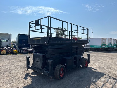 2014 Skyjack SJ9250 4x4 Dual Fuel Scissor Lift
