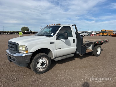 2003 Ford F-550 XL 4x2 Flatbed Truck