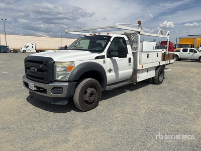 2015 Ford F-550 XL 4x2 Utility Truck