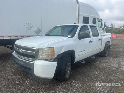 2008 Chevrolet Silverado 1500 4x4 Crew Cab Pickup