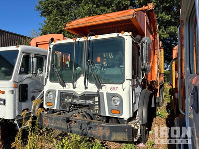 2013 Mack MRU633 8x4 Front Loader Waste Collection Truck (Inoperable)