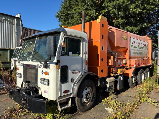 2012 Peterbilt 320 8x4 Side Loader Waste Collection Truck (Inoperable)