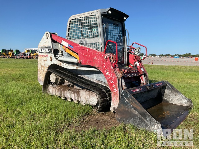 MINI CARGADOR SOBRE ORUGAS 2017 TAKEUCHI TL12R2CR