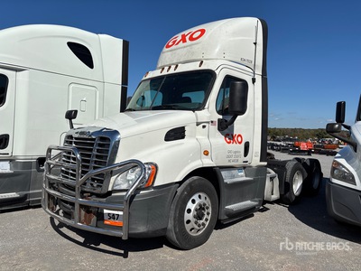 2018 Freightliner Cascadia 113 6x4 T/A Day Cab Truck Tractor (Inoperable)
