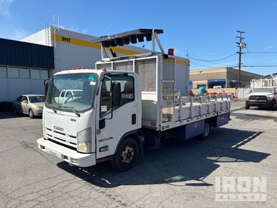2011 Isuzu NPR 4x2 Divers Camion de contrôle de la circulation