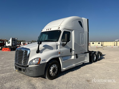 2016 Freightliner Cascadia 125 6x4 T/A Sleeper Truck Tractor