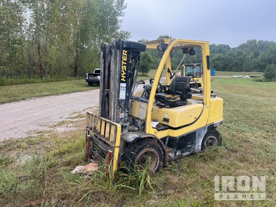 2015 Hyster H60FT 5000 lb Pneumatic Tire Forklift