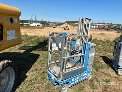2011 Genie GR-20 Elevador vertical