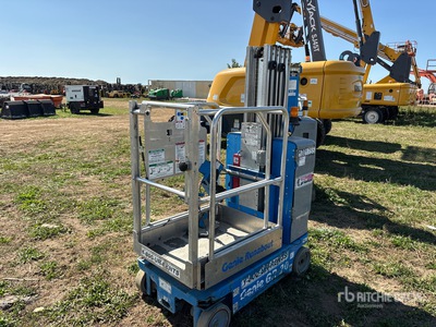 2011 Genie GR-20 Elevador vertical