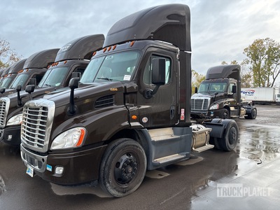 2017 Freightliner CASCADIA S/A Day Cab Truck Tractor (Inoperable)
