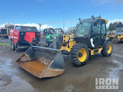 2017 New Holland LM740A Telehandler