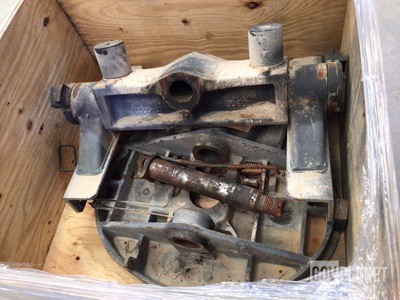 Holland FW2080-S06107-LL Fifth Wheel Assembly