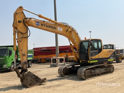Hyundai Robex 220-9S Tracked Excavator