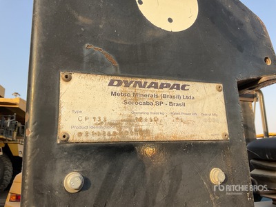 2002 Dynapac CP132 9 Wheel Compacteur pneumatique