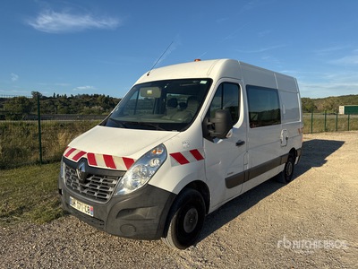 2014 Renault Master dci 125 L2H2 Vehicule Utilitaire Cargo Van