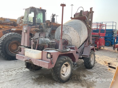 2005 Silla 2500 4x4 Self-Loading All Terrain Mixer (Inoperable)