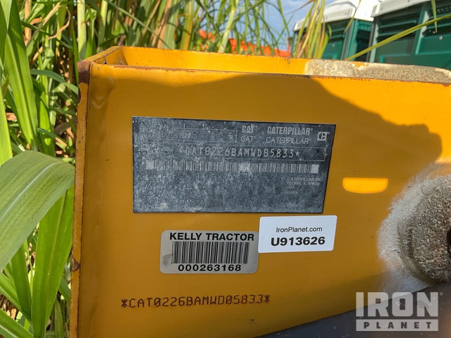 MINI CARGADOR SOBRE RUEDAS 2013 CATERPILLAR 226B3
