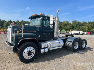 1987 Mack RS686LST 6x4 Cabeza Tractora Cabina Corta