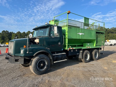 2000 Volvo WG64 6x4 Sembradora hidraulica