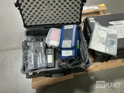 (3) Piccolo Xpress Field Deployment Chemistry & Electrolyte Analyzers