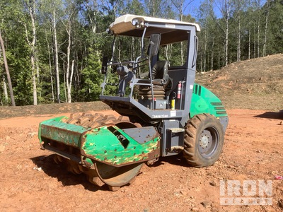 2015 Hamm H5iP Padfoot Drum Compactor