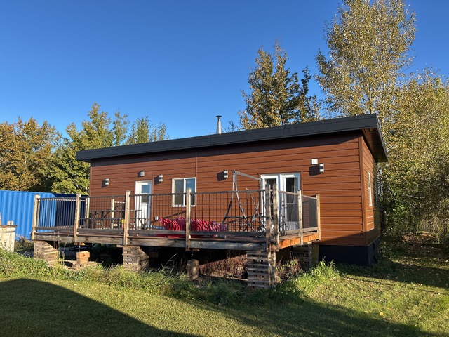 40 ft x 20 ft Spa House Style Cabin (Unused)