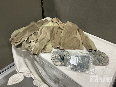 (100) Canteen Pouches & (23) Cold Weather Jackets