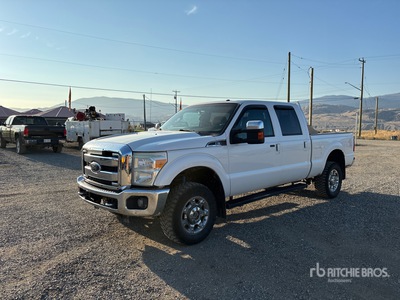 2014 Ford F-350 XLT 4x4 Crew Cab Pickup