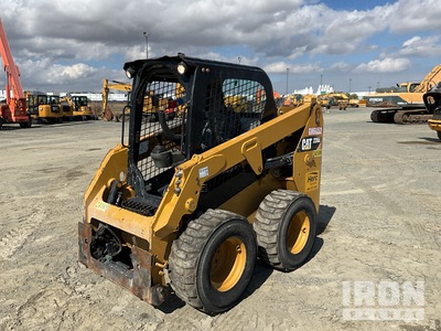 2018 Cat 226D شاحنة جرافة