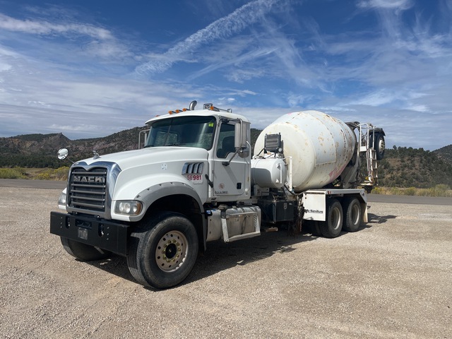 2017 Mack GU713 8x4 Mixer Truck
