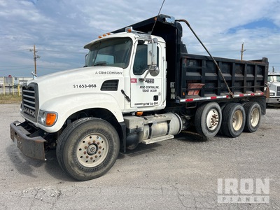2006 Mack CV713 8x4 Autocarro ribaltabile 3 assi