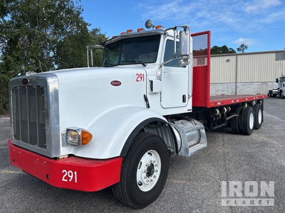 2009 Peterbilt 367 6x4 Flatbed Truck