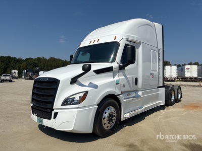2020 Freightliner Cascadia 126 6x4 T/A Sleeper Truck Tractor