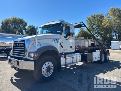 2017 Mack GU713 6x4 Roll-Off Truck
