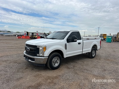 2017 Ford F-350 XL 4x2 بيك اب