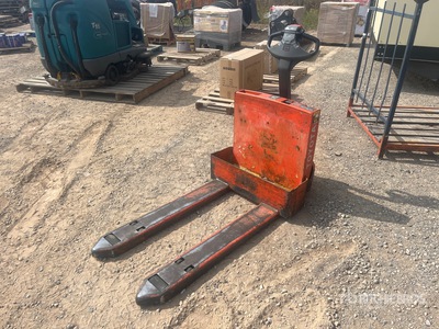 2010 Toyota 7HBW23 4500 lb Electric Pallet Jack (Inoperable)