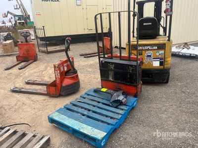 2010 Toyota 7HBW23 4500 lb Electric Transpallet (Inoperable)