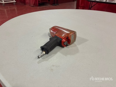 Snap-On XT7100 1/2 in Drive Air Impact